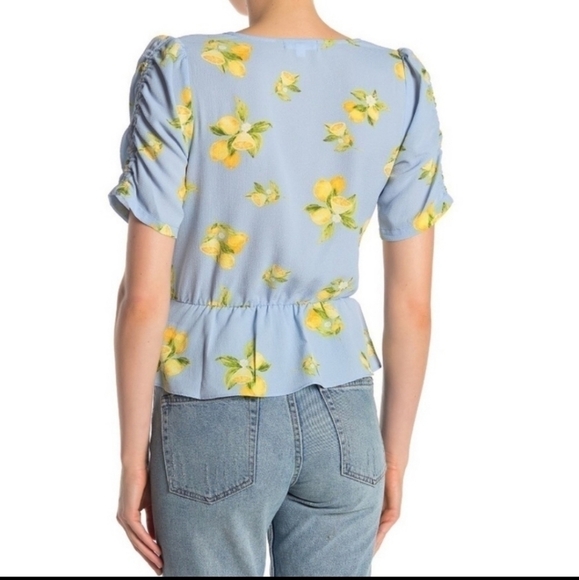 Socialite Lemon Blouse - Picture 2 of 6